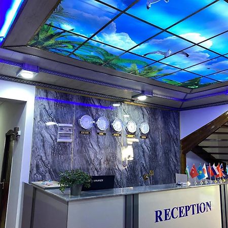 Orom Hotel Fergana Exterior foto