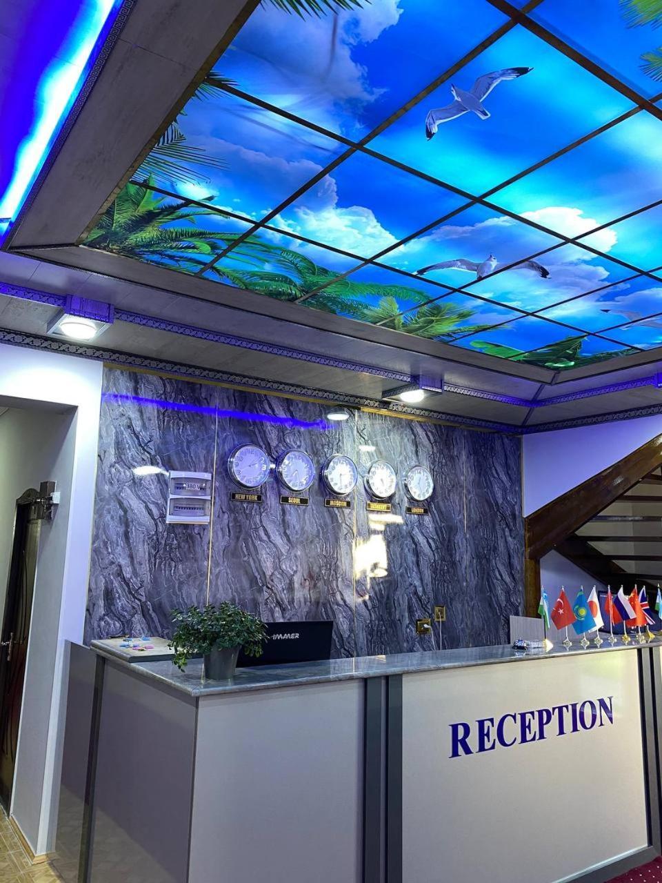 Orom Hotel Fergana Exterior foto